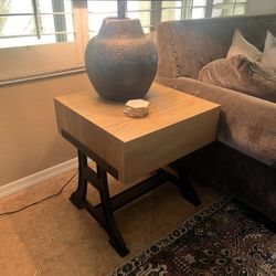 Large Magnolia End Table