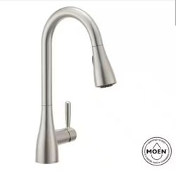 Moen single handle pull down  sprayer kitchen faucet 