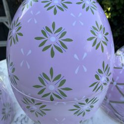 EASTER DECORATIONS (Gigantic Easter Eggs)
