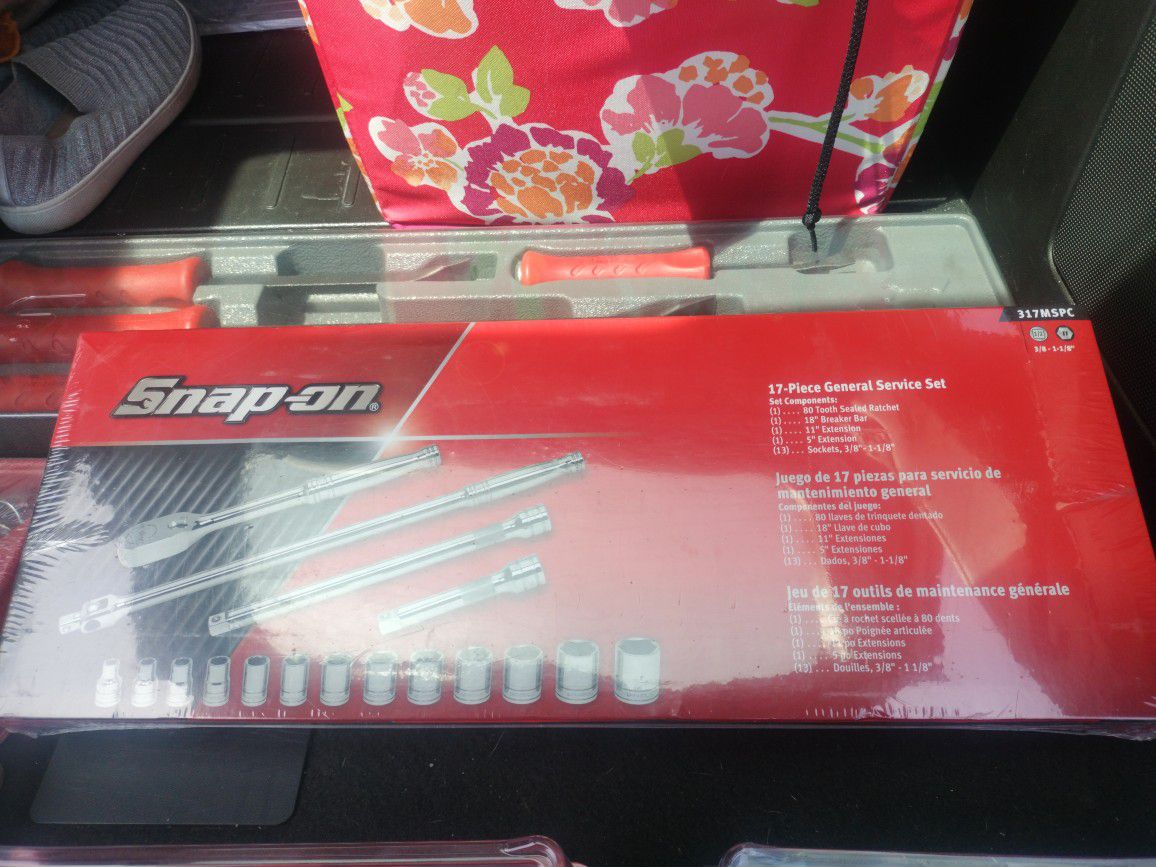 Snap On  Ratchet. Set NEVER USED STILL IN THE WRAPPER 