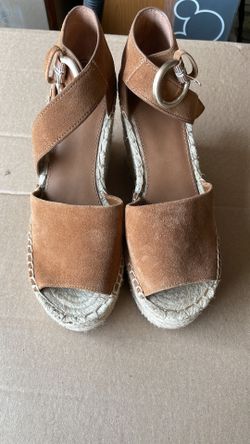 Marc Fisher Suede  5m