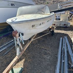 12 Ft Fishing Boat more pictures added