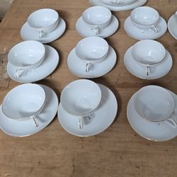 Kaysons Golden Rhapsody Fine China Cup & Saucer Set White Gold Japan 1981Beautiful vintage Kaysons Fine China “Golden Rhapsody” made in Japan