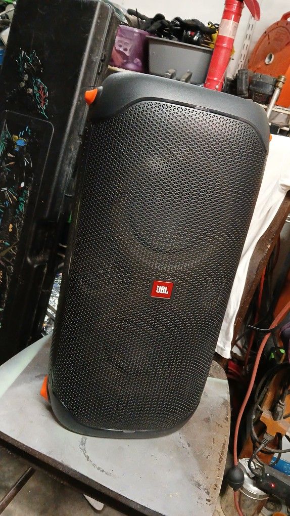 JBL PartyBox 110 Bluetooth Speaker 