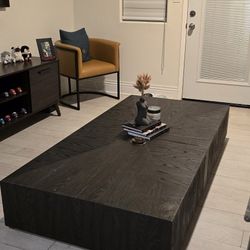 🔥✨ Statement Coffee Table – Solid Wood & Stunning Design ✨🔥  