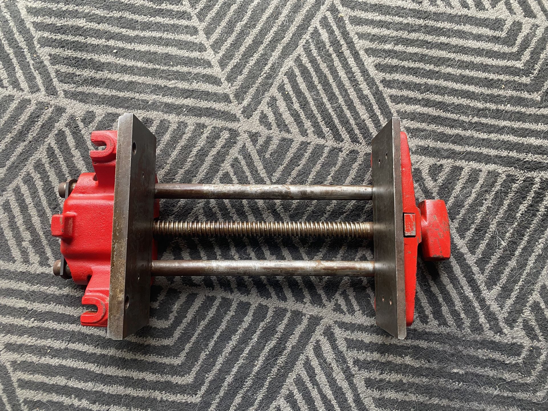 Craftsman Woodworking Vise 10" Quick Release Under Bench Mount