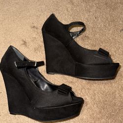 Lauren Conrad Wedges 8.5