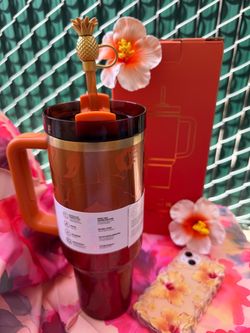 🌴💗 Karol G: TROPICOQUETA — 40oz Tumbler 💗🌴