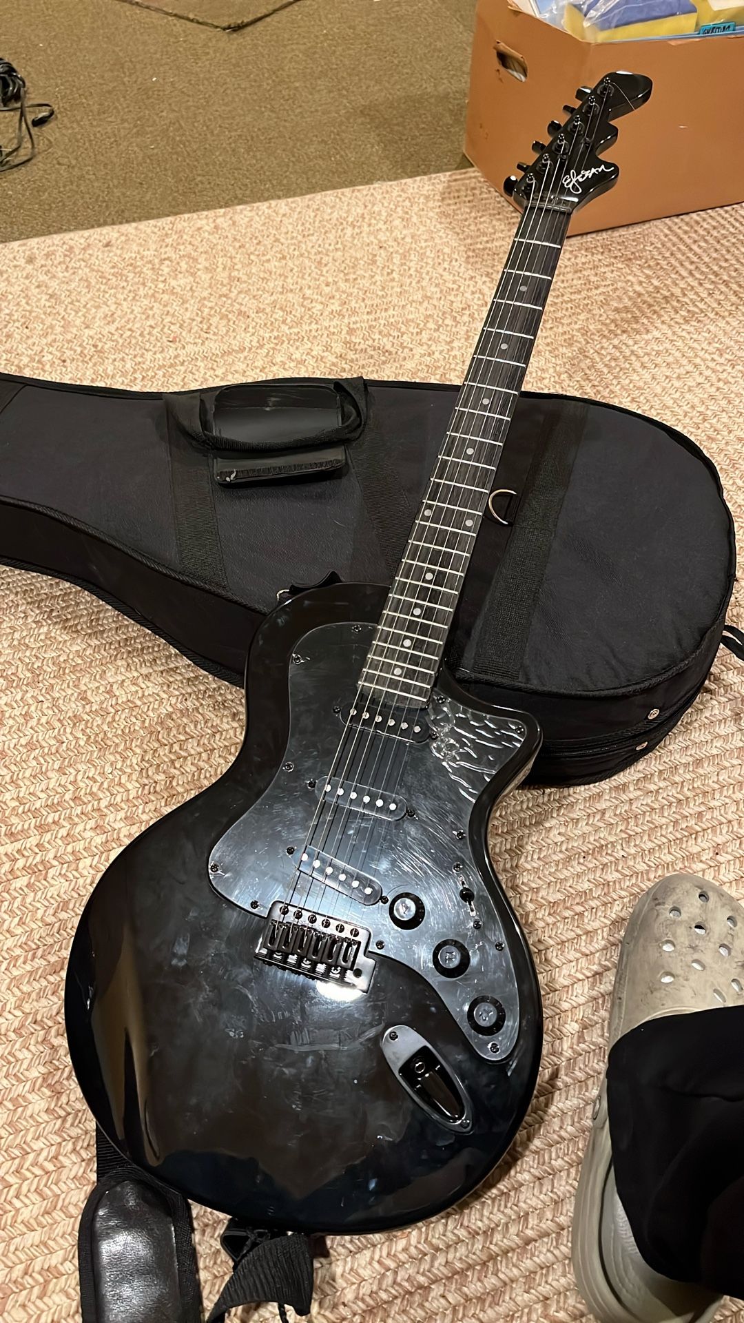 Esteban Midnight Legacy Solid Body Electric Guitar Black