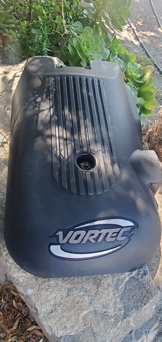 Vortec Engine Cover