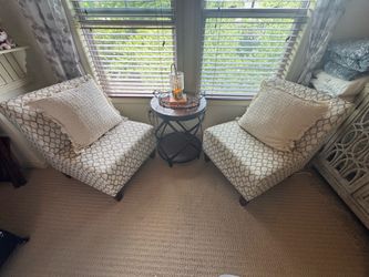 Set of Chairs