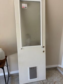 8ft back door with dog door