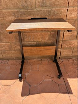 Adjustable  desk with wheels