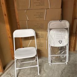Used White Folding Chairs  S,a,l,e