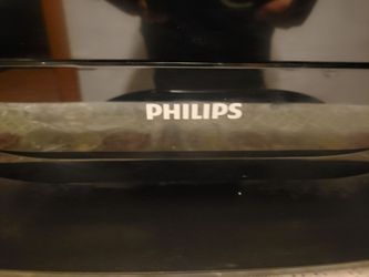 Philips 32" LCD TV + Original Remote – $60