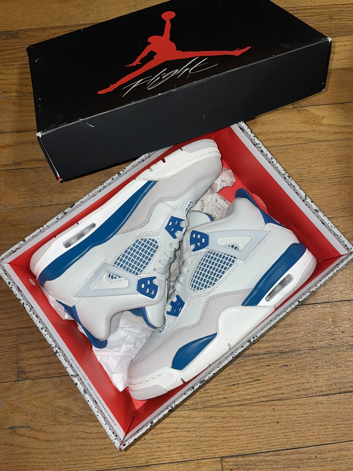 Air Jordan Retro 4 Military Blue Size 7y