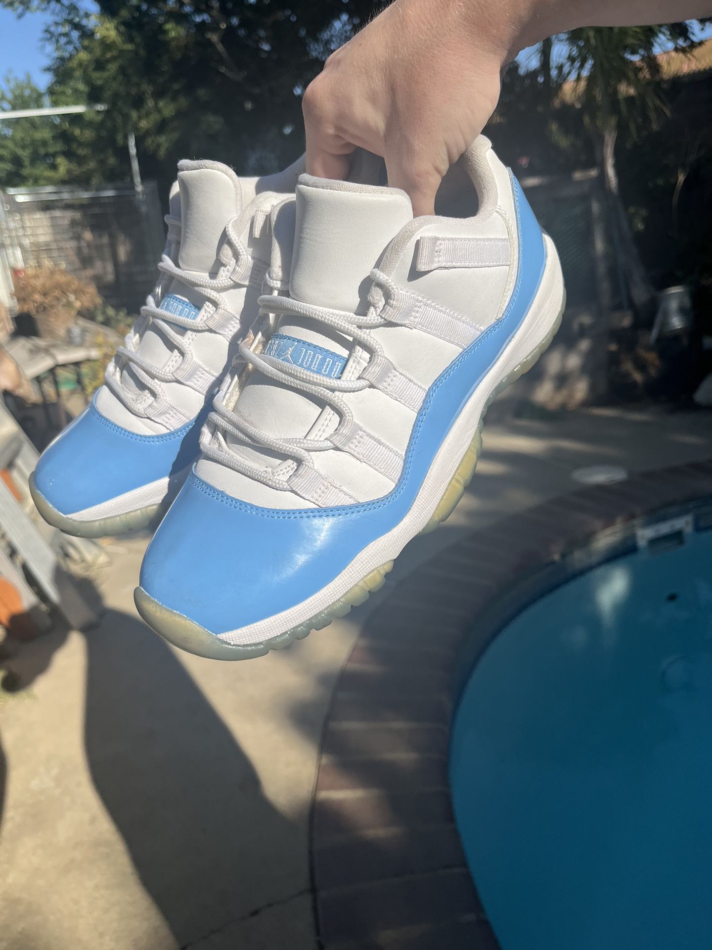 Air Jordan 11s Retro Low BG (7y)