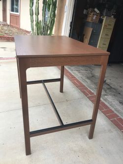 Eledalen table wood color like new