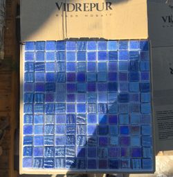 1"x1" all glass pool mosaic tile 280sqft AVAILABLE $7sqft firm north Hollywood area Selling From Home