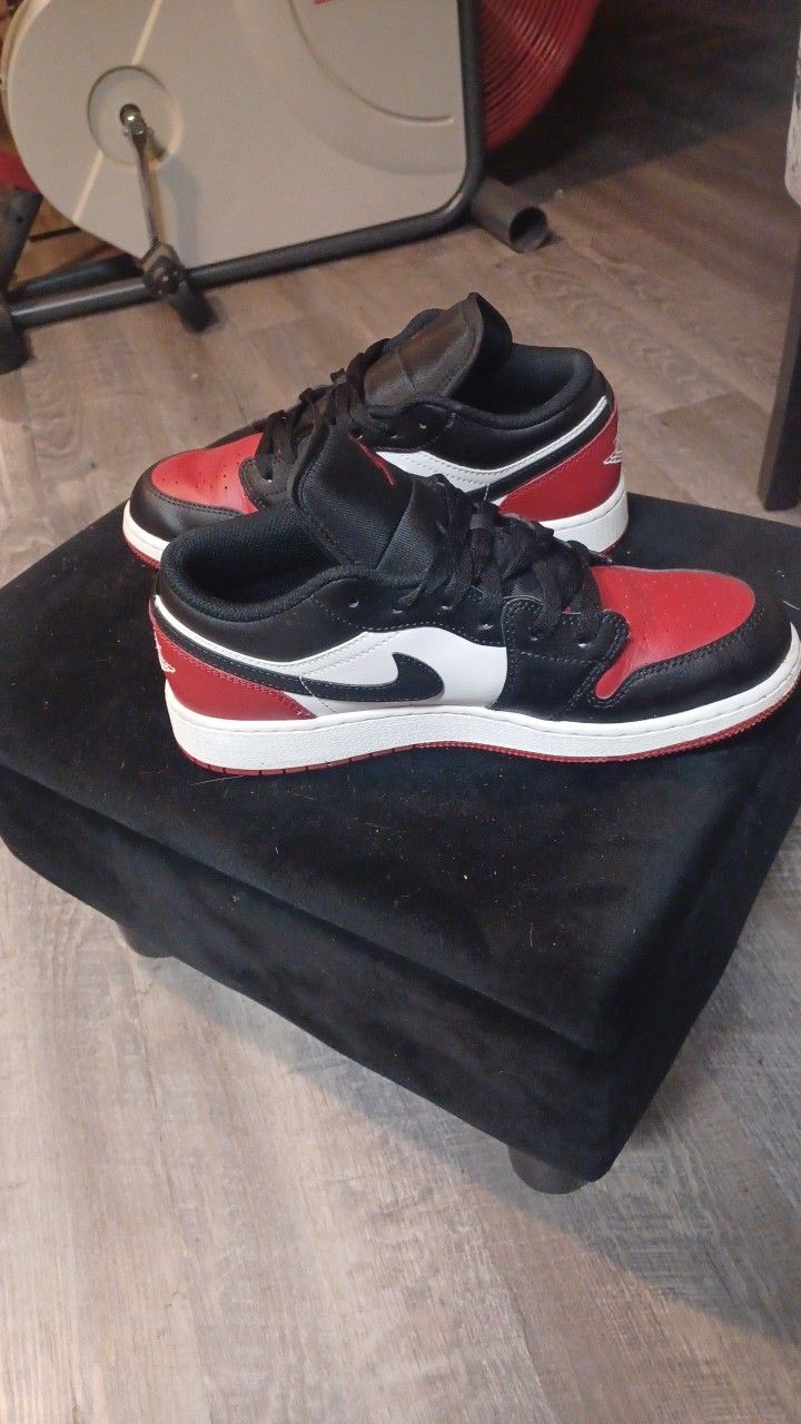 "Chicago" Jordans