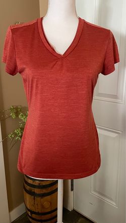 Women's Red Heathered V-Neck T-Shirt