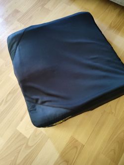 Wheelchair cushion