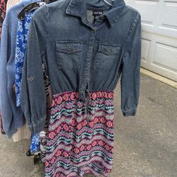 Girl's Dress