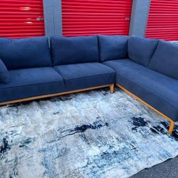 Free Delivery Today. Blue Joelle Macy's Sectional Sofa Couch . No Rips Or Stains. Like New. Very Comfortable 