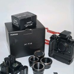 Fujifilm X-T4 Mirrorless Camera Kit – Grip, 3 Batteries, Cage, Flash, & Box