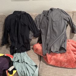 GUESS BUTTON UP LONG Sleeves