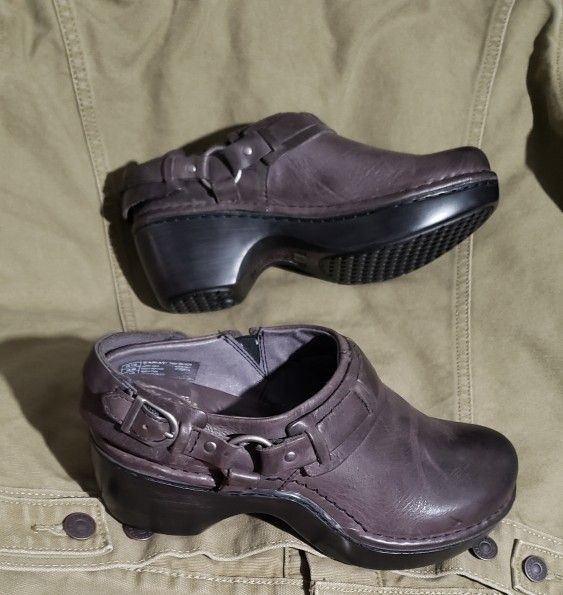 Ariat Clogs comfortable shoes women's size 7.5B