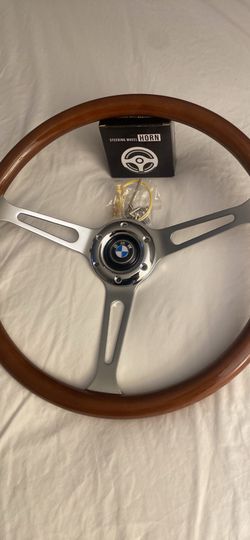 15 Inch Real Wood Wheel With BMW Logo Horn Button
