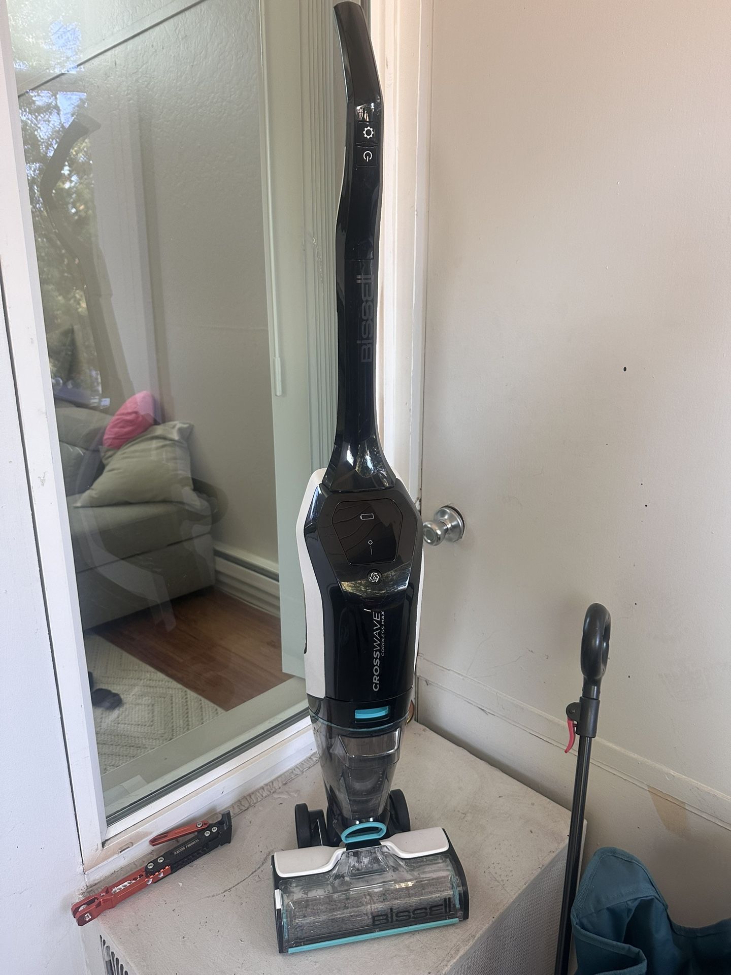 Bissell Cordless Crosswave Vacuum 