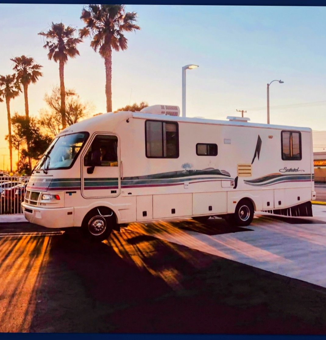 1995 Southwind Fleet Wood 30ft Rv for Sale in Long Beach, CA - OfferUp