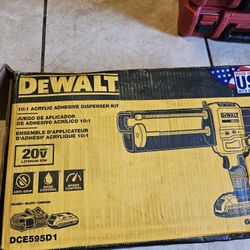 Dewalt Acrylic Adhesive Dispenser Kit 