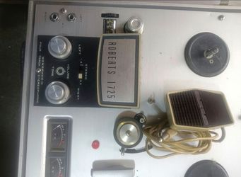 Roberts1725 reel to reel recording system