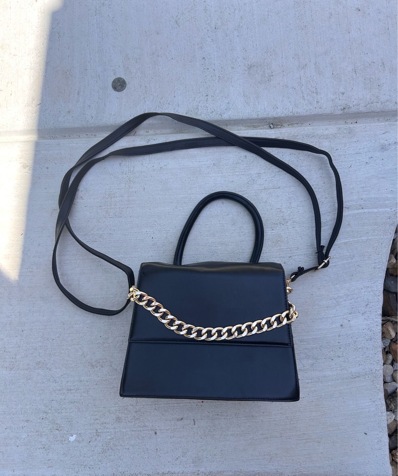 Forever 21 Black Bag Adjustable/removable Strap Mini Bag With Gold Chain