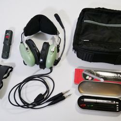 Aviator Starter Kit - Headset, Kneeboard & More