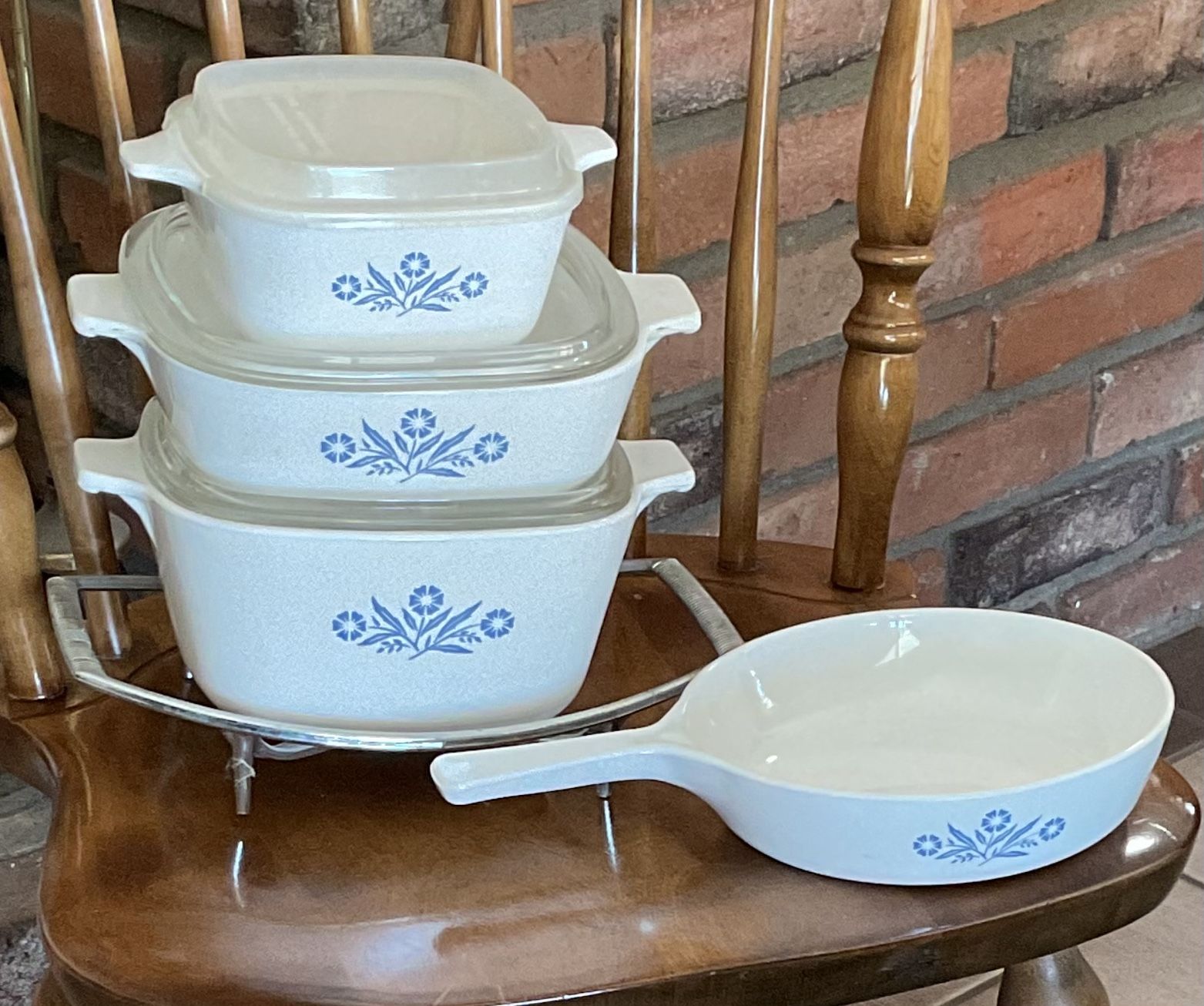 Vintage CorningWare Casserole Set with trivet