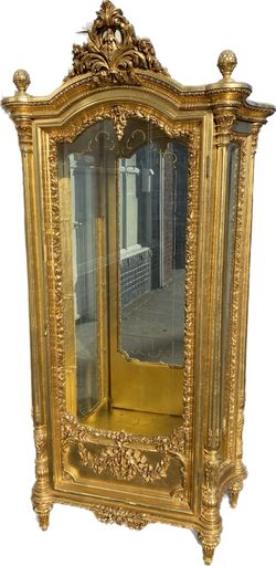 Italian Silik Curio Cabinet Italy   Check My Other Posts 