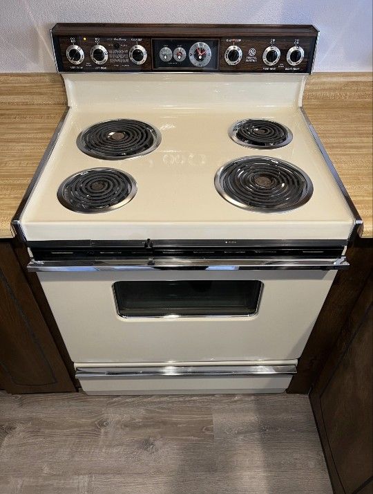 Retro Electric Stove 
