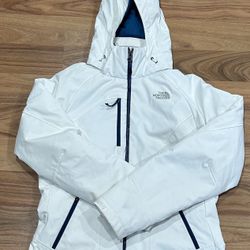 The North Face women’s jacket size M