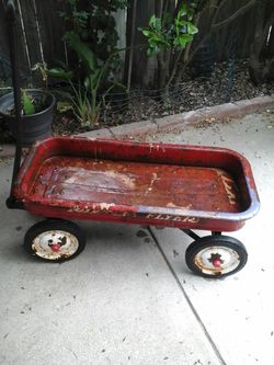 Radio Flyer wagon