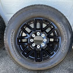 Ford Super Duty Wheel Set LT275/65/R20