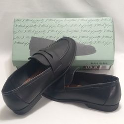 Kensie Ladies' Penny Loafer Available in Black Size 6, 7, 8, 8.5, 9, 10 or Brown Size 7.5, 9