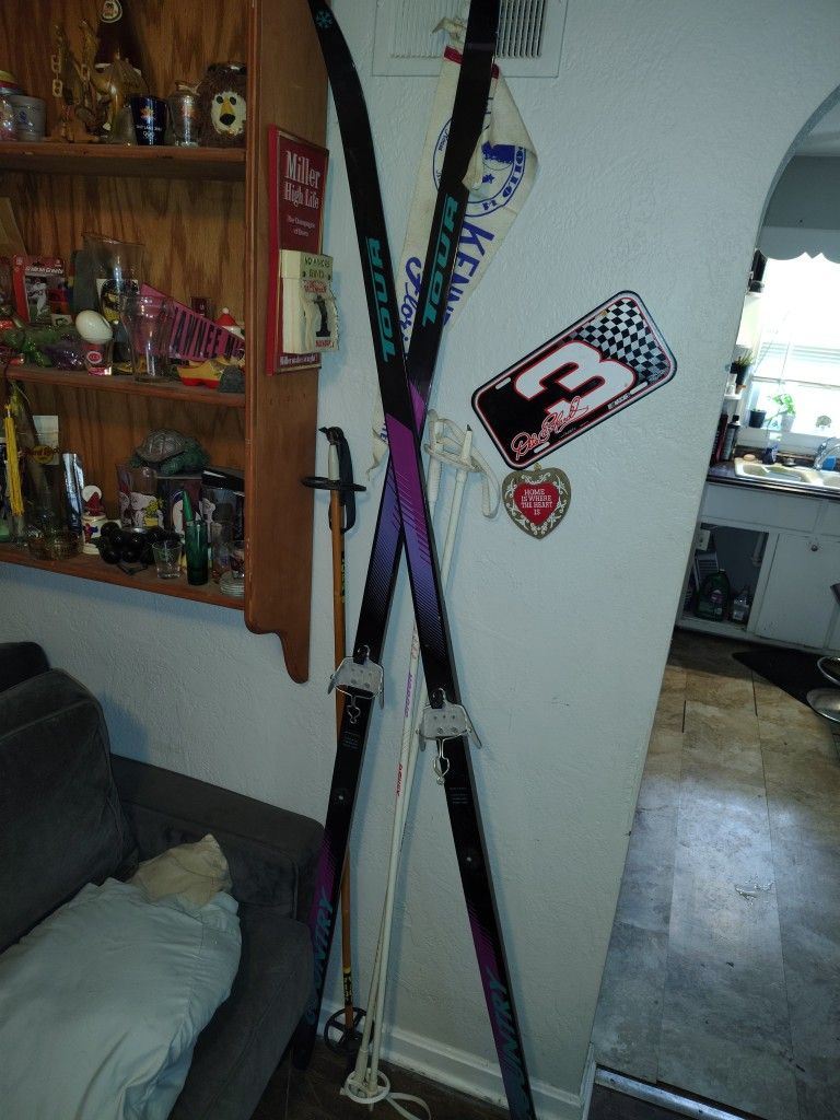 Cross Country Skis