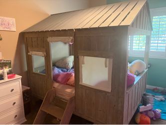 RH Cabin bed frame