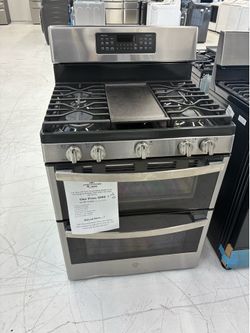 SWEET 🍭 SUMMER DEAL😎 SAVE $1049 OFF MSRP on a Freestanding Double Oven Gas Range