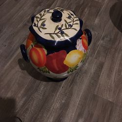 Hearty fruit Canister