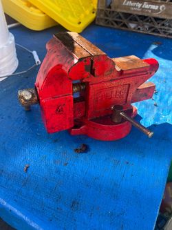 Fuller 4" Bench Vise